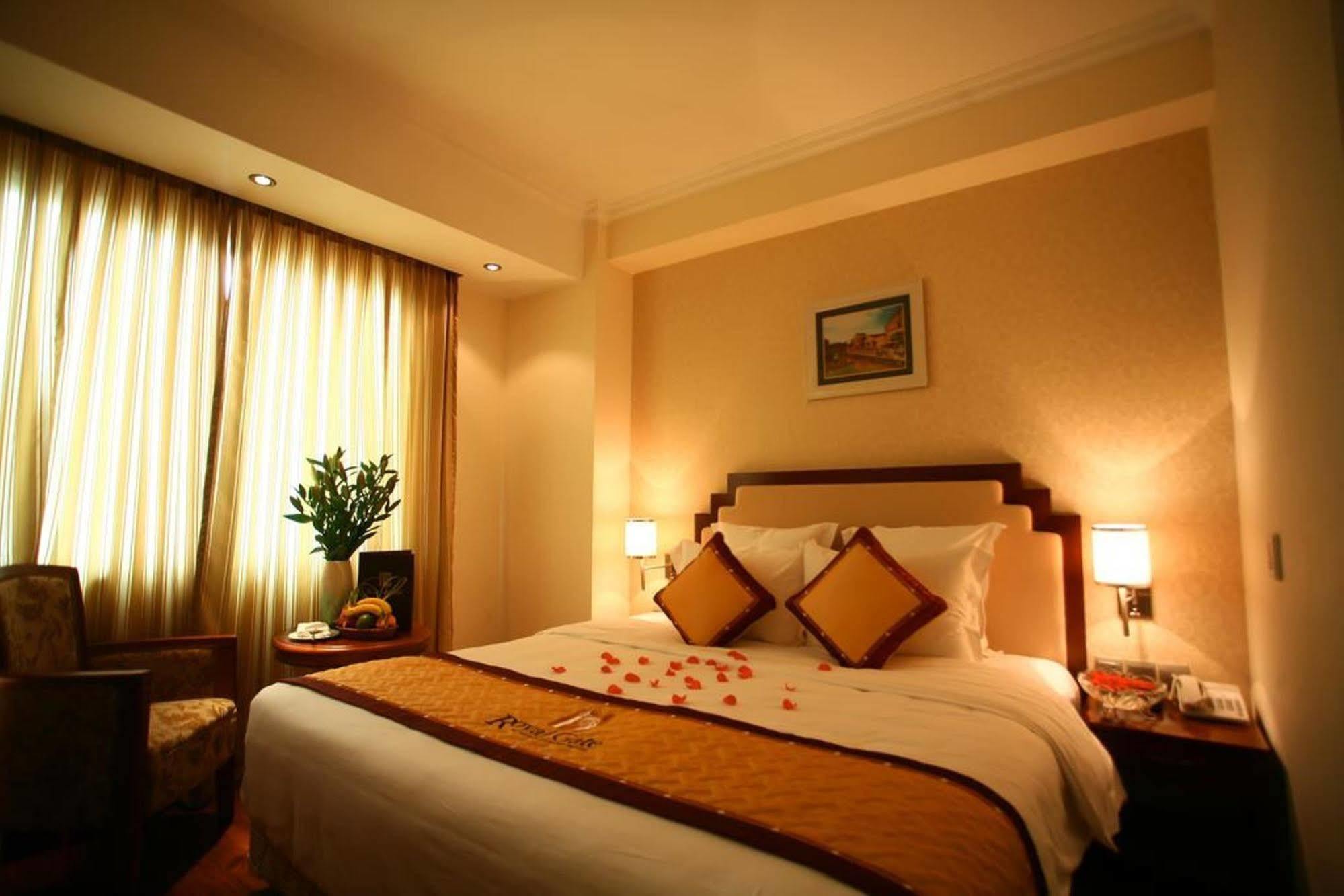 Royal Gate Hotel Hanoi Exterior foto